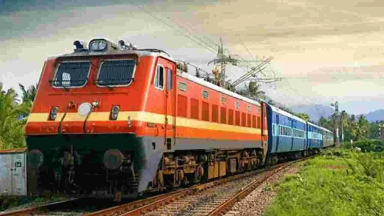 వికారాబాద్-కృష్ణా రైల్వే లైన్ కు అనుమతులివ్వండి.. కేంద్ర మంత్రిని కోరిన కాంగ్రెస్ ఎంపీలు