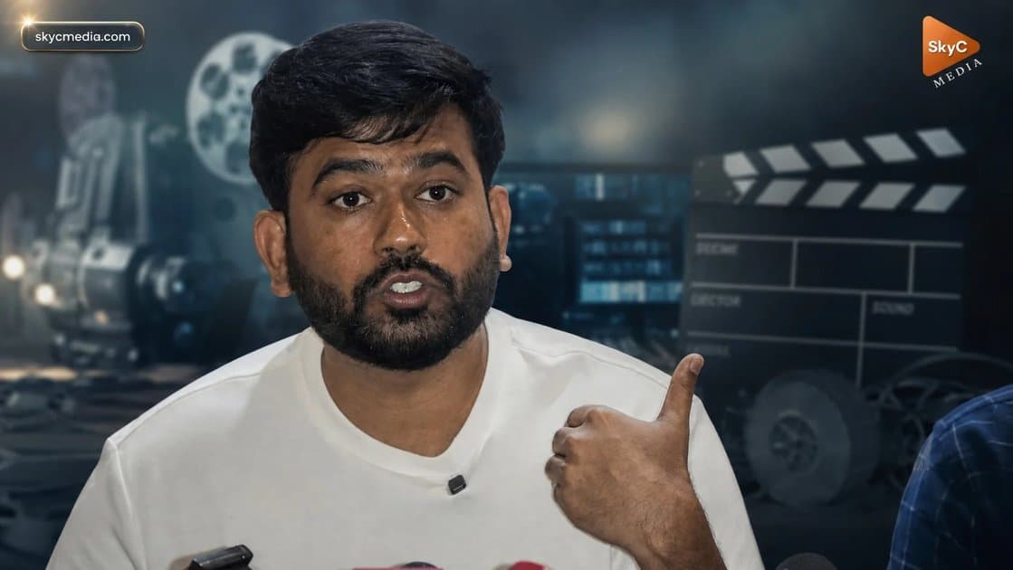 పరీక్షల అక్రమాల మీద మరింత దూకుడుగా కాక్రోచ్ పార్టీ ఉద్యమం