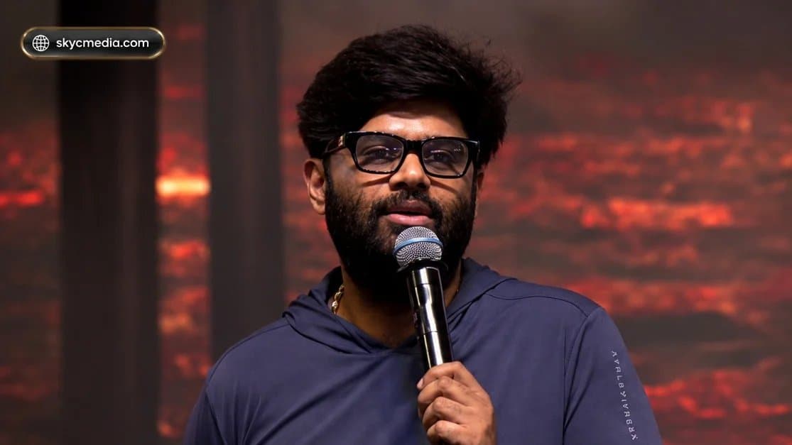 లెనిన్ స్టేజ్ పై నాగవంశీ హాట్ కామెంట్స్