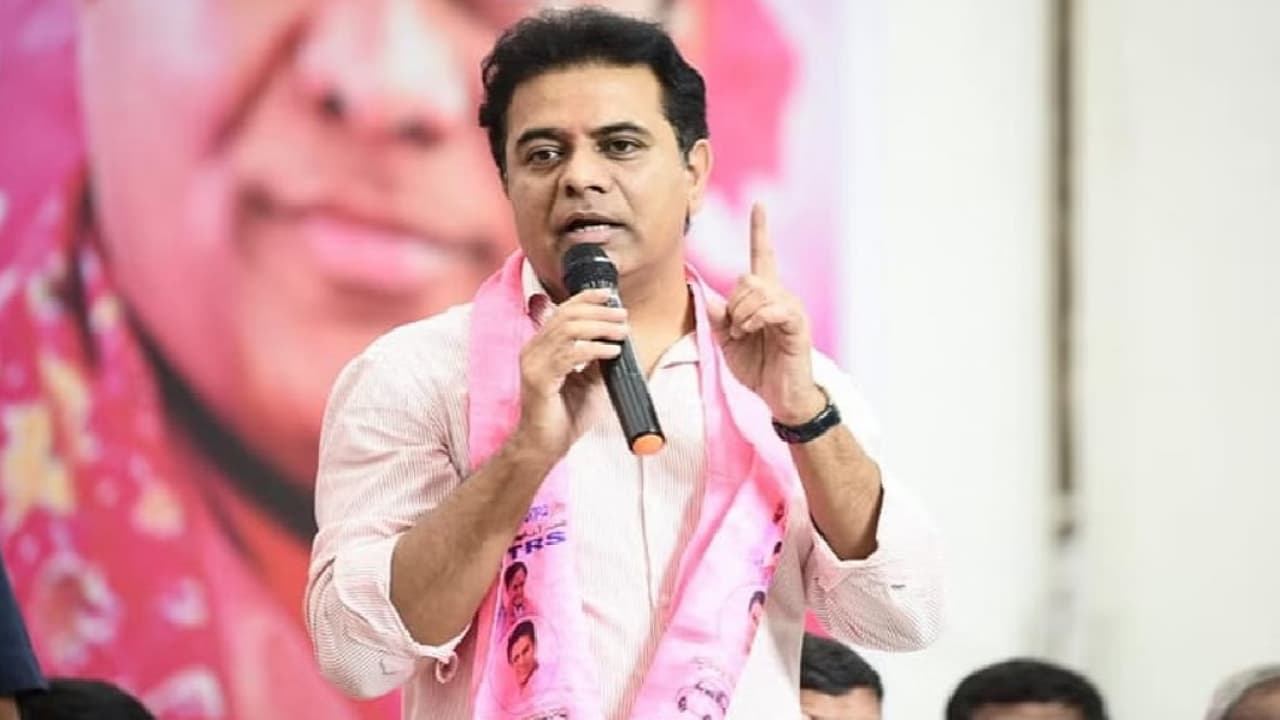రేవంత్ రెడ్డి పాలన అట్టర్ ఫ్లాప్ .. వేలాదిమంది రోడ్డున పడ్డారు.. కాంగ్రెస్ ప్రభుత్వపై కేటీఆర్ ఫైర్