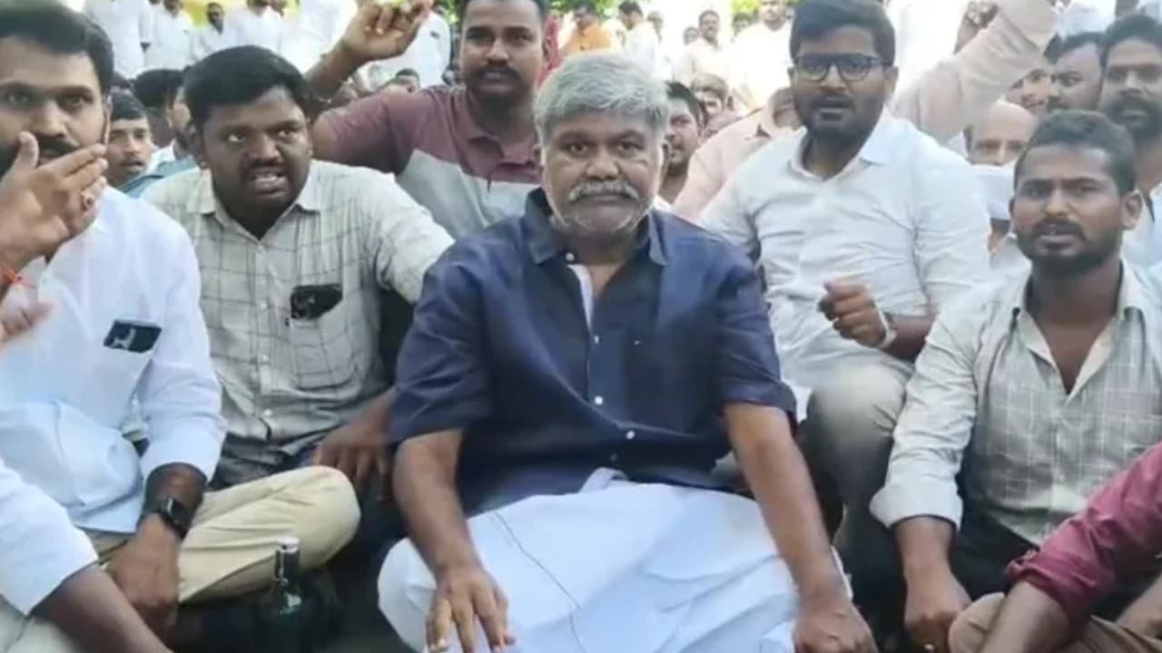 తాడిపత్రిలో మళ్లీ హైటెన్షన్.. పెద్దారెడ్డి హౌస్ అరెస్ట్ .. భారీ బదోబస్తు