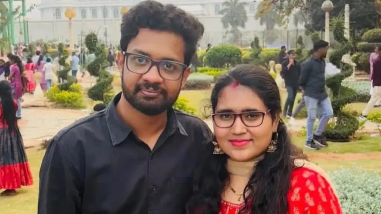 భర్తతో విహారయాత్రకు వెళ్లిన విశాఖ యువతి అనుమానాస్పద మృతి.. ముక్కు నుంచి రక్తం.. ఆ రాత్రి గదిలో ఏం
