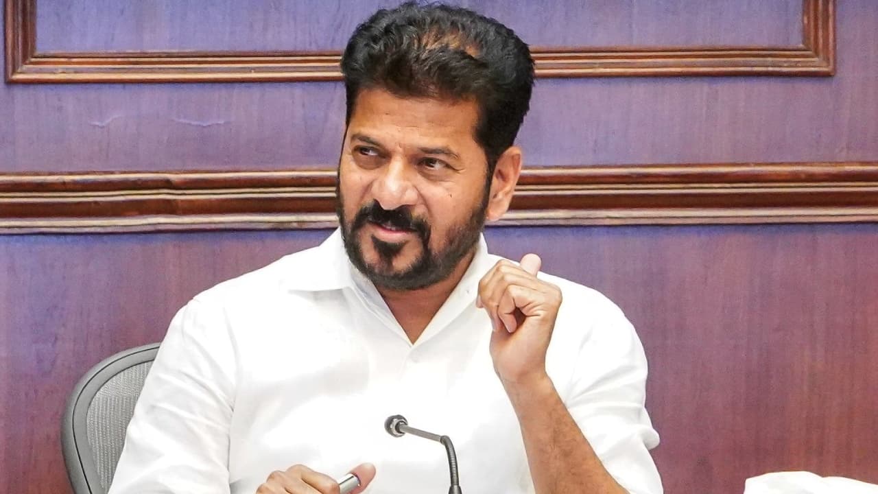 మీ భూమి 22ఏ జాబితాలో ఉందా..? సీఎం రేవంత్ రెడ్డి కీలక ప్రకటన.. వారికి మాత్రం స్పష్టమైన హామీ