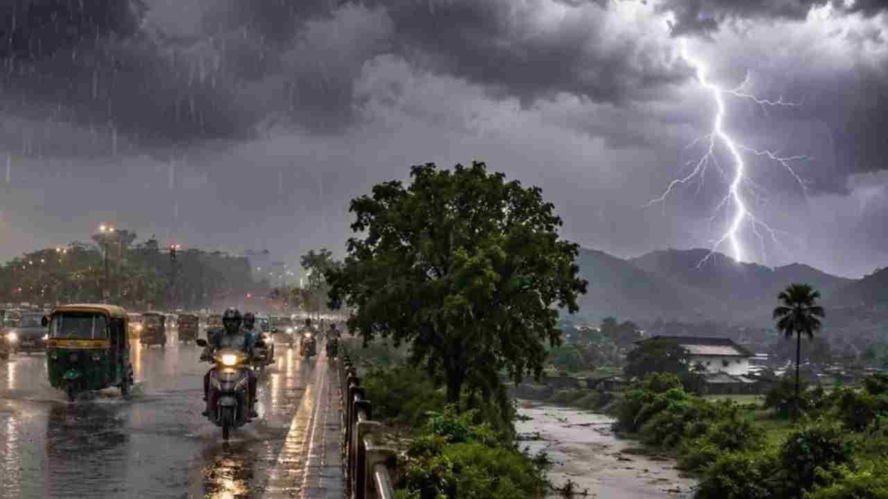 తెలుగు రాష్ట్రాలకు అలర్ట్.. రానున్న 48 గంటల్లో భారీ వర్షాలు.. ఈ జిల్లాలకు వాతావరణ శాఖ హెచ్చరికలు