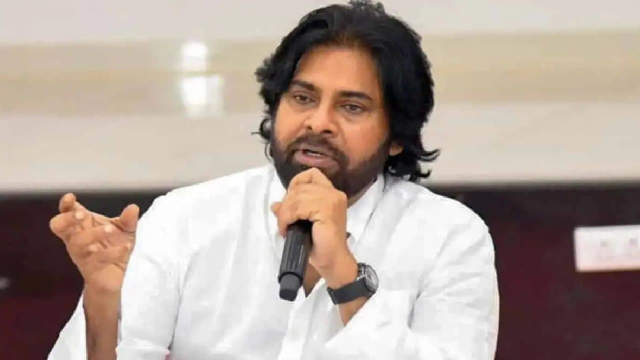 వారి ట్రాప్ లో పడొద్దు.. వ్యక్తిగత దూషణలు మానుకోండి.. జనసైనికులకు పవన్ హెచ్చరిక