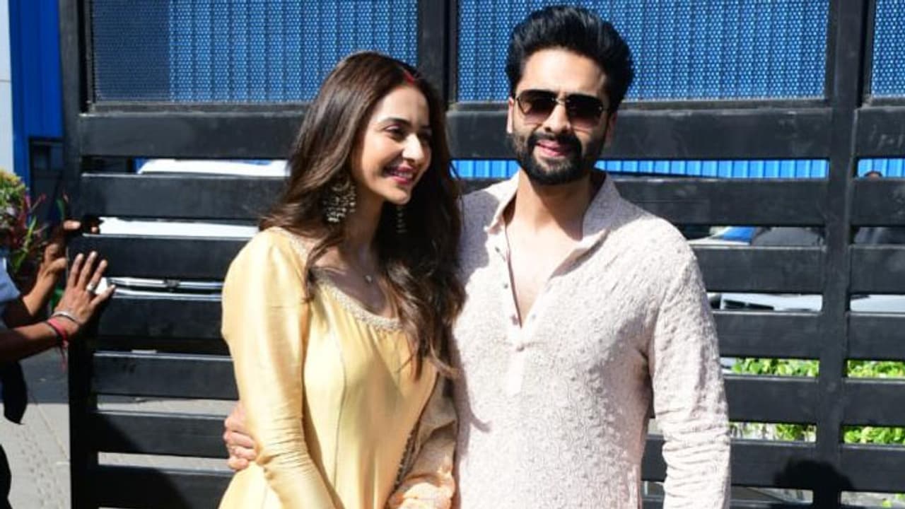 డేటింగ్ యాప్ లో రకుల్ ప్రీత్ భర్త ప్రొఫైల్ ? 'సిట్యుయేషన్ షిప్' వివాదం తర్వాత మరో రచ్చ