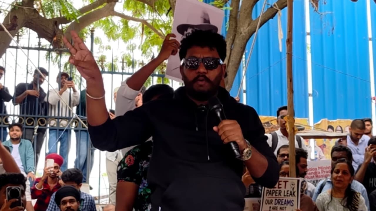 యూట్యూబర్ రావణ్ కేసులో మరో ట్విస్ట్...దర్యాప్తులో బయటపడ్డ సెల్ ఫోన్ డేటా