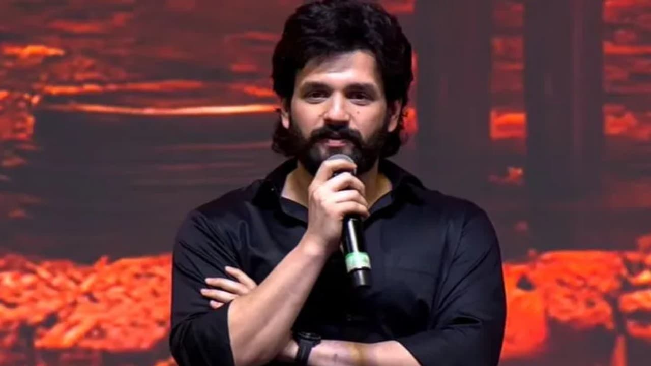 అఖిల్ కు పేరు కలిసిరావడంలేదా? అక్కినేని అభిమాని చెప్పిన నేమ్ సెంటిమెంట్ సీక్రెట్ ఏంటి