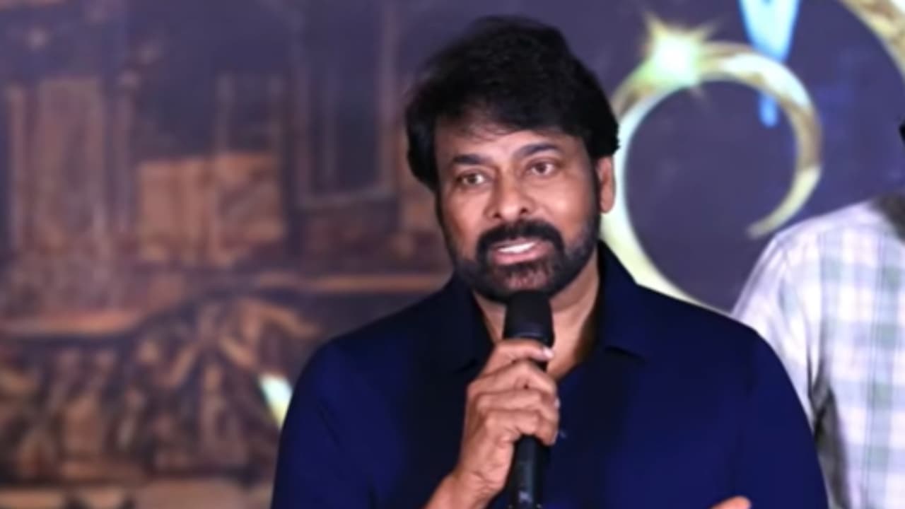 బాబీతో సినిమా టైటిల్ లీక్ చేసిన చిరంజీవి.. వామ్మో పవర్ ఫుల్ టైటిల్