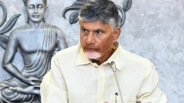 బీసీ రిజర్వేషన్లపై సుప్రీంకోర్టు తీర్పు: చంద్రబాబు స్పందన! బీసీ రిజర్వేషన్లపై సుప్రీంకోర్టు తీర్పు: చంద్రబాబు స్పందన!