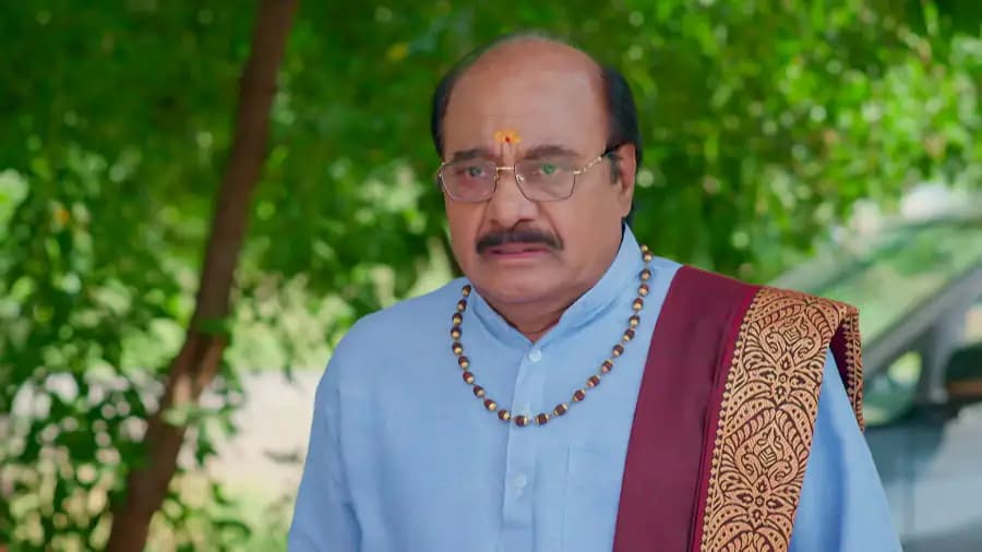 శివన్నారాయణ టిఫిన్ సెంటర్: కన్నీరు పెట్టుకున్న కార్తీక్! శివన్నారాయణ టిఫిన్ సెంటర్: కన్నీరు పెట్టుకున్న కార్తీక్!