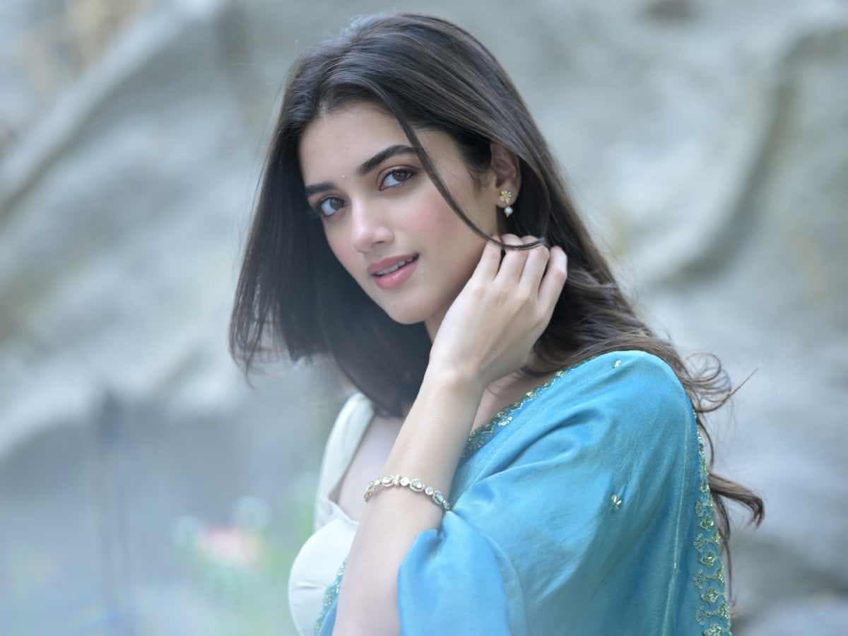తొలి సినిమా నుంచి ఆ కథలే భాగ్యం - తెలుగు సినిమా న్యూస్, రివ్యూస్