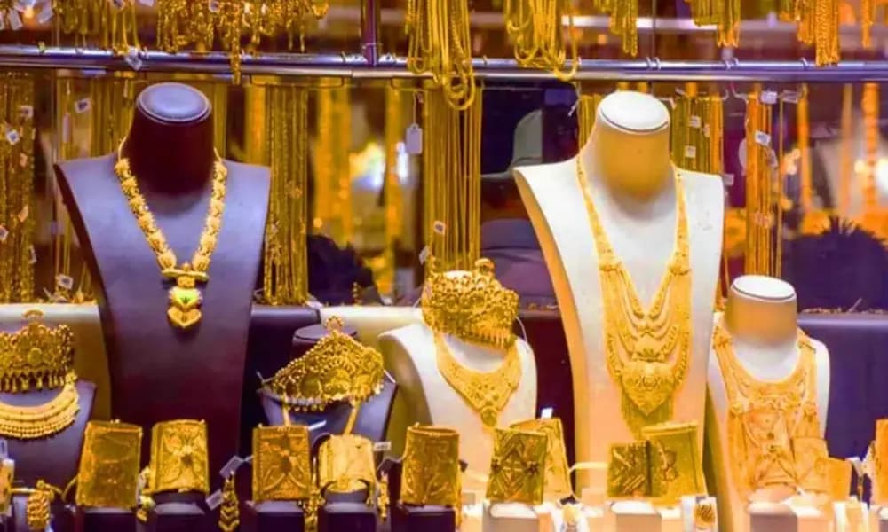 వరుసగా రెండో రోజూ తగ్గిన బంగారం ధరలు