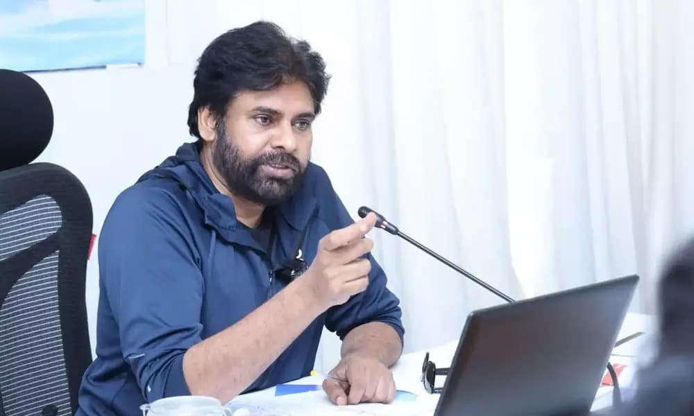 తుని చిన్నారి అదృశ్యంపై పవన్ కల్యాణ్ ఆరా