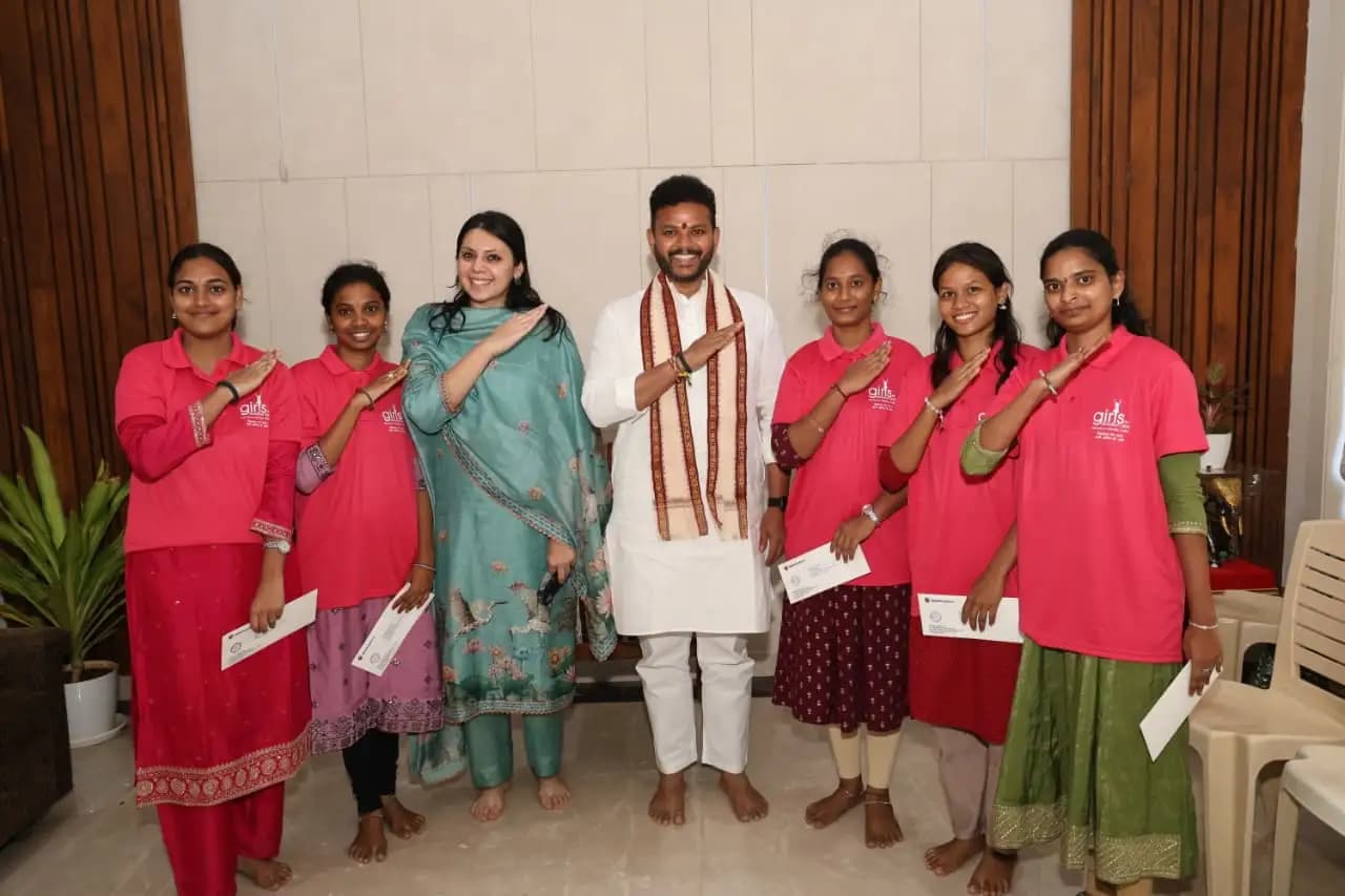 శ్రీకాకుళం యువతులకు కేంద్ర మంత్రి రామ్మోహన్ నాయుడు బంపర్ ఆఫర్