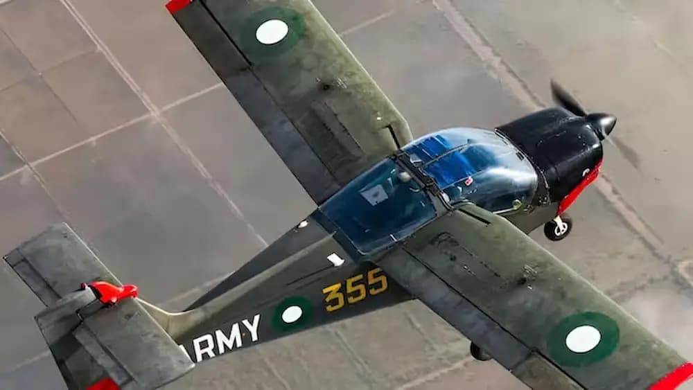 పాకిస్థాన్ వైమానిక దళంలో విషాదం.. శిక్షణ విమానం కూలి ఇద్దరు పైలట్లు మృతి