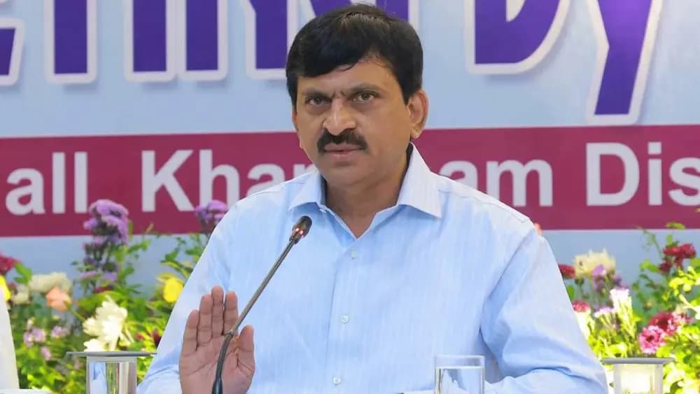 తహసీల్దార్, ఆర్డీవో కార్యాలయాలకు కొత్త భవనాలు