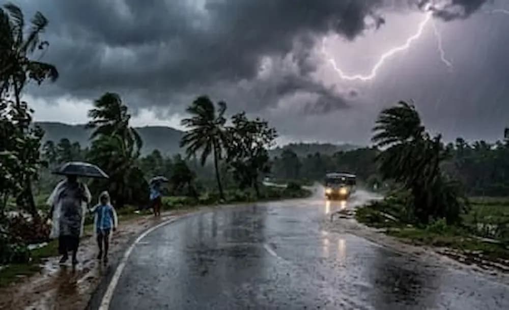 పలు జిల్లాలకు భారీ వర్షాల అలర్ట్