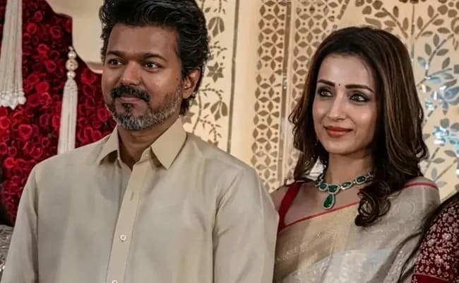 Buzz Trisha Unfollowed Vijay On Instagram