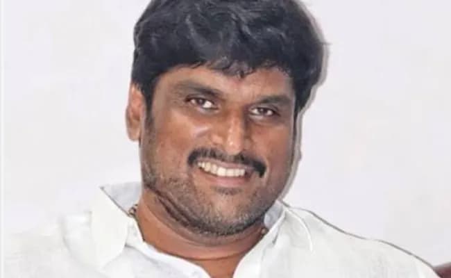 Another Firebrand Leader Emerges In Ysrcp