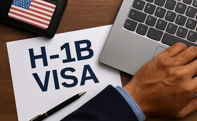 H 1b Nightmare Techie Alleges Salary Scam And Ice Threats