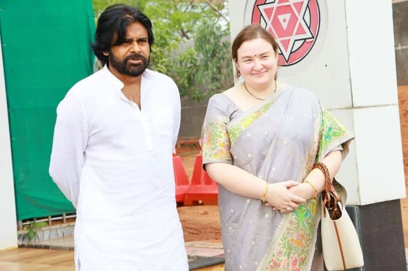 Anna Lezhneva On Pk Political Entry