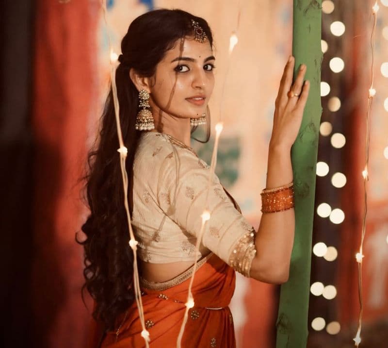 Telangana Folk Singer Gets Big Offer