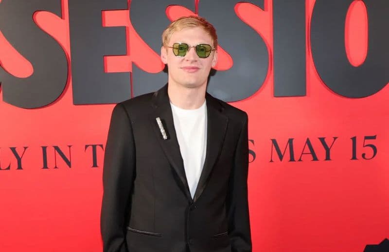 Obsession Director Hits Jackpot