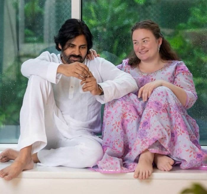Anna Konidela Heartfelt Birthday Wish To Pawan
