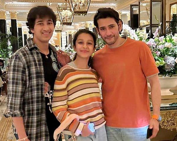 Mahesh Jets Off For A Vacation