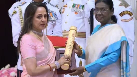 Padma Awards 2026 Dharmendra Satish Shah Honoured Posthumously Mammootty R Madhavan Alka Yagnik Conferred