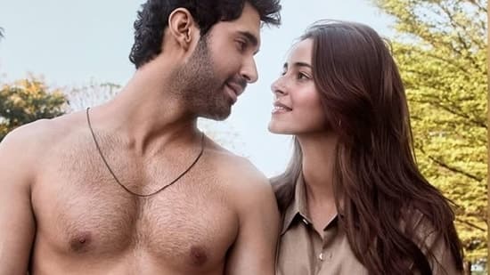 Chand Mera Dil Box Office Collection Day 5 Lakshya And Ananya Panday Film Crosses 15 Crore