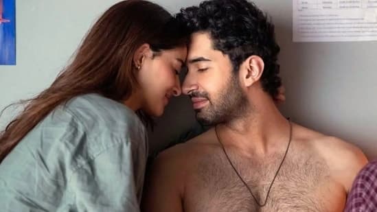 Chand Mera Dil Box Office Collection Day 10 Lakshya Ananya Panday Film Crosses 24 Crore