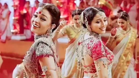 Was Madhuri Dixit Four Months Pregnant While Shooting Dola Re Dola Actor Reacts To The Buzz Devdas Saroj Khan