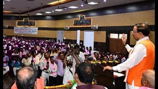 Only Those Rendered Jobless Raising Questions Up Deputy Cm Maurya Jibe At Oppn