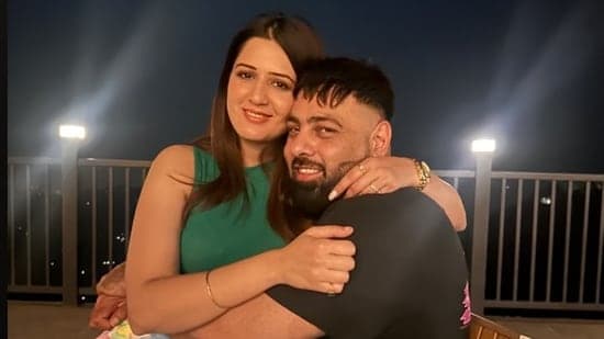 Isha Rikhi Confirms Marriage to Rapper Badshah with Intimate Wedding Photo