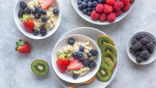 Gastroenterologist Shares 5 Foods He Eats Every Day To Reduce The Risk Of Colon Cancer Avocado Kiwis Nuts Yoghurt Oats
