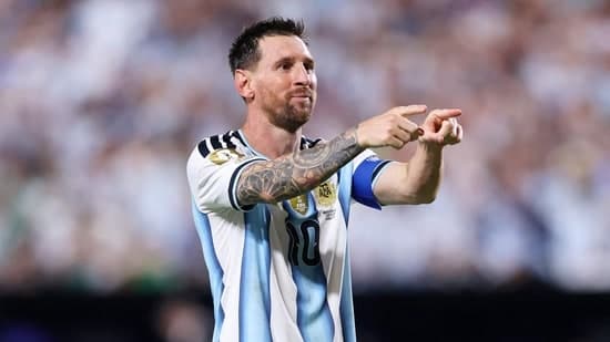 Reason For Lionel Messis Tears Revealed Fathers Health Battle Leaves Argentina Icon In Deep Internal Struggle