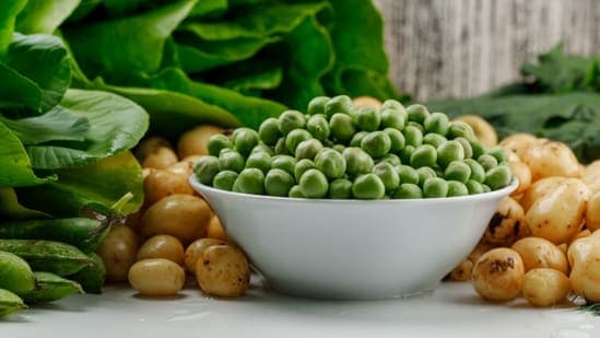 Nutritionist Reveals Cheapest High Protein Fruit Guava Vegetable Peas Hiding In Your Kitchen