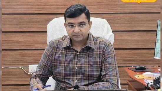 New Dm For Patna As 49 Ias Ips Officers Transferred In Bihar