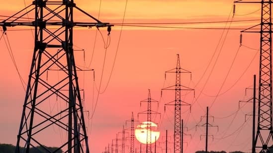 San Antonio Power Outage Nearly 40000 Affected Check Cps Energy Map Storms Road Closures Texas Photos When Power Return