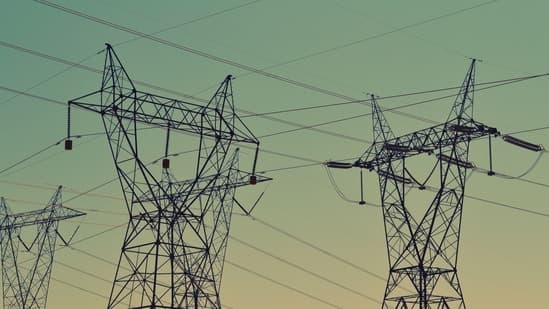 Florida Utility Reform New Law To End Unfair Surcharges For Many Residents Starts In 2027 Key Details Here