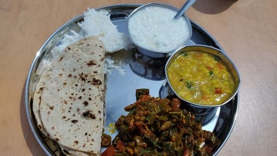 Is Roti Better Than Rice Dietitian Says Answer Depends On Your Health Goals Portion Sizes