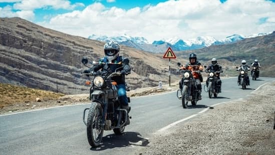 Can People With Lung Disease Travel To High Altitude Doctor Shares Risks How He Helped Middle Aged Man Visit Ladakh