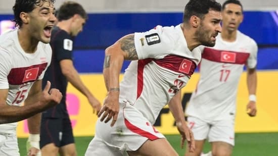 Turkey Stun Altered Usa Lineup 3 2 With Last Minute Goal In Group Finale
