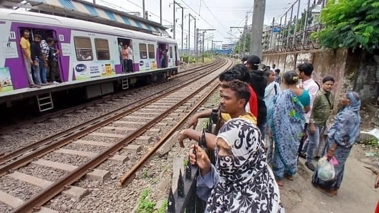 How 22 Year Old Mayank Lohar Murder Revived Long Pending Demands For Safer Mumbai Locals 9 Key Reforms
