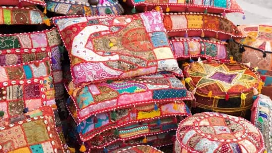 What To Buy In Abu Dhabi 7 Must Buy Souvenirs From The Citys Traditional Souks That Aren T Dates