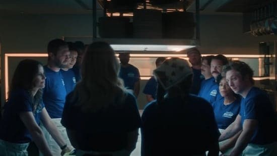 The Bear Season 5 Review Jeremy Allen White Ayo Edebiri Ebon Mossbachrach