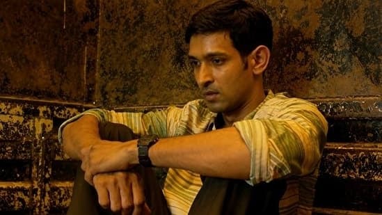 Vikrant Massey Says Mirzapur Had 85 Male Cast And Crew Ali Fazal Jitendra Kumar Pankaj Tripathi Divyendu