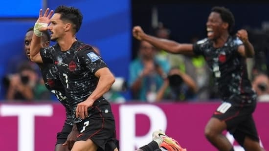 Canada Earn First Knockout Win On Stoppage Time Goal Vs South Africa Stephen Eustaquio The Hero
